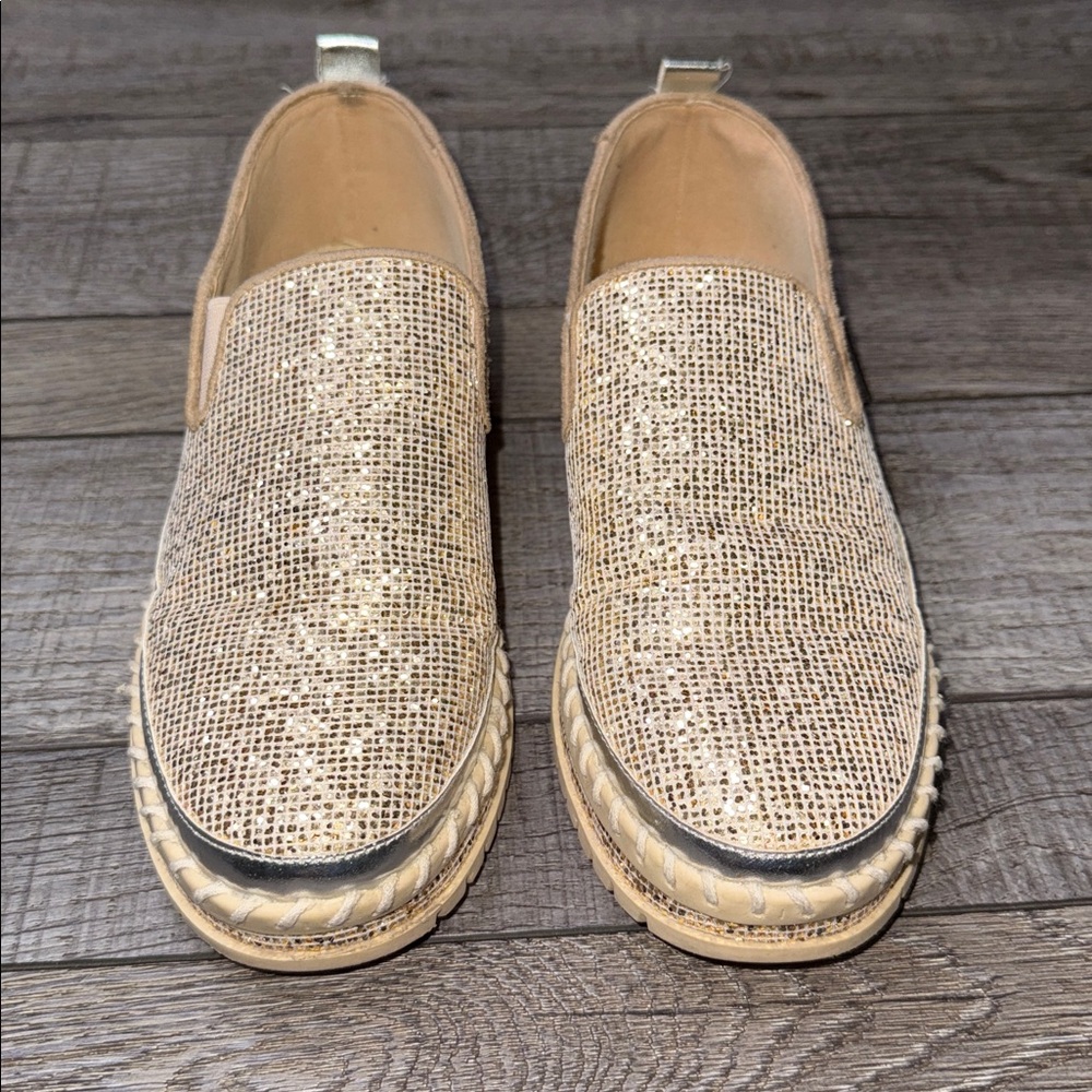 Elegant Tan Espadrilles for Women - Picture 2 of 7